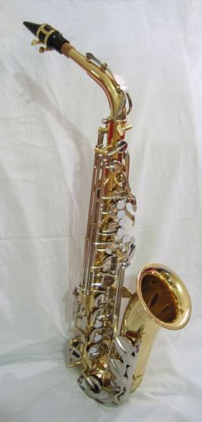 288px-Saxophone alto.jpg